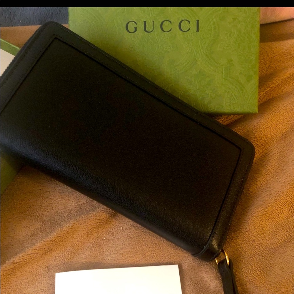 Gucci Diana